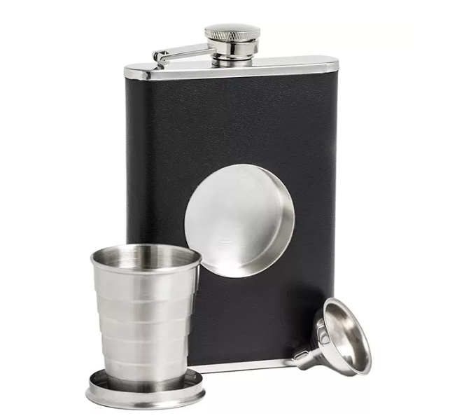 È legale trasportare alcol in una fiaschetta?