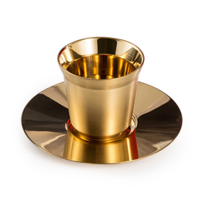 Specchio tazza di caffè in acciaio inossidabile e piatti con cucchiaio