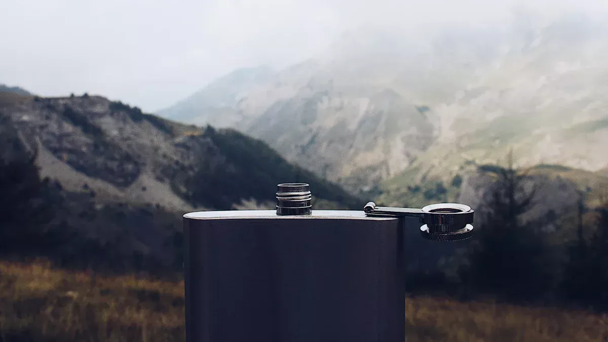 Le fiaschette rovinano le bevande?